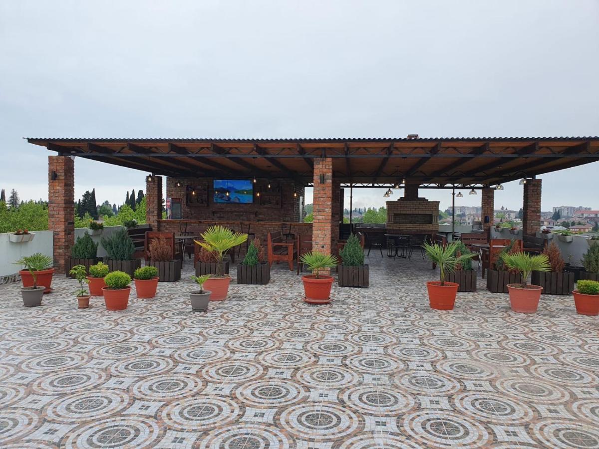 Sanzazila Hotel Gudauta Ngoại thất bức ảnh